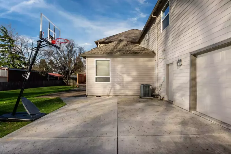 "The backyard and outdoor space is the number one selling point of this home. We spent so much time outside and it was awesome very relaxing." - Ishi