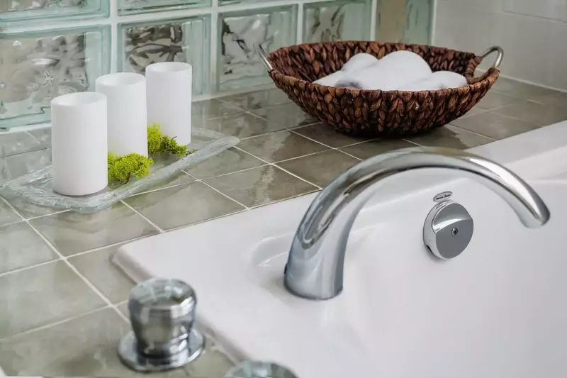 "I highly recommend this location and I trip. Our visit was terrific and we all hated to leave." - Lois