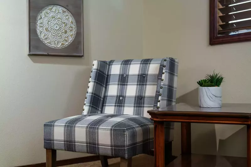 "The house was comfortable, very clean, and in a beautiful neighborhood." - Dayna