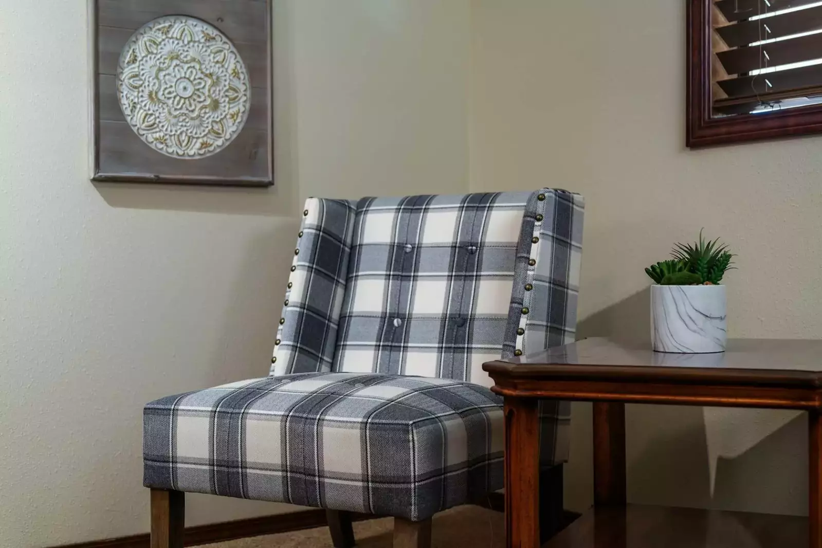 "The house was comfortable, very clean, and in a beautiful neighborhood." - Dayna