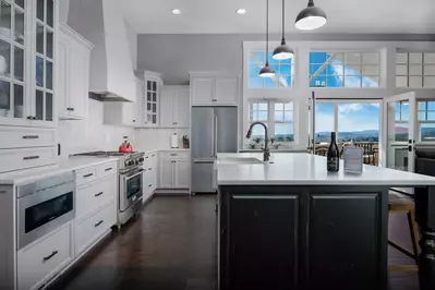 Beautiful house, it was well stocked with everything you need in the kitchen which was hugely appreciated.  -Jeanine