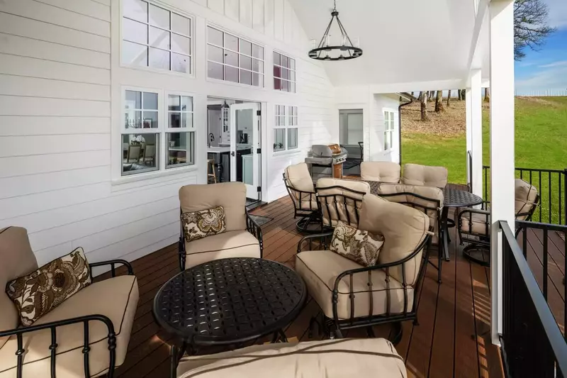 The views from this home were incredible and we spent much time on the covered deck relaxing and drinking wine.  -Debra