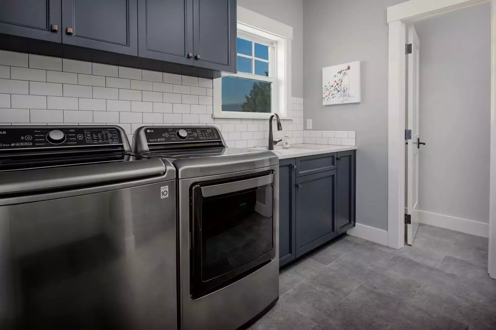 This rental has an up to date washing machine and dryer for guest use.