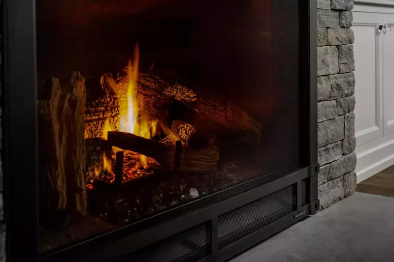 Get cozy around the fireplace after a day exploring the Willamette Valley.