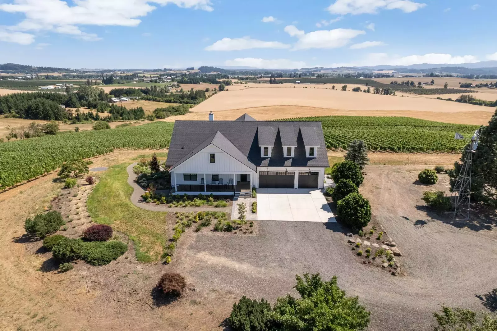 "The Gables is amazing! Great for couples. Living areas and outdoor spaces are comfortable and upscale."-Kevin