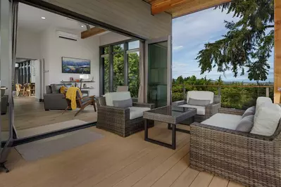 "Outside was a slice of heaven with rolling hills of vineyards all around and wineries for neighbors." - Joy