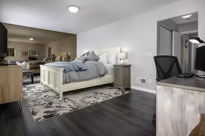 Awesome location with a great view. Had everything I needed from comfy beds, incredible tv setup, kitchen supplies, and more.  -John