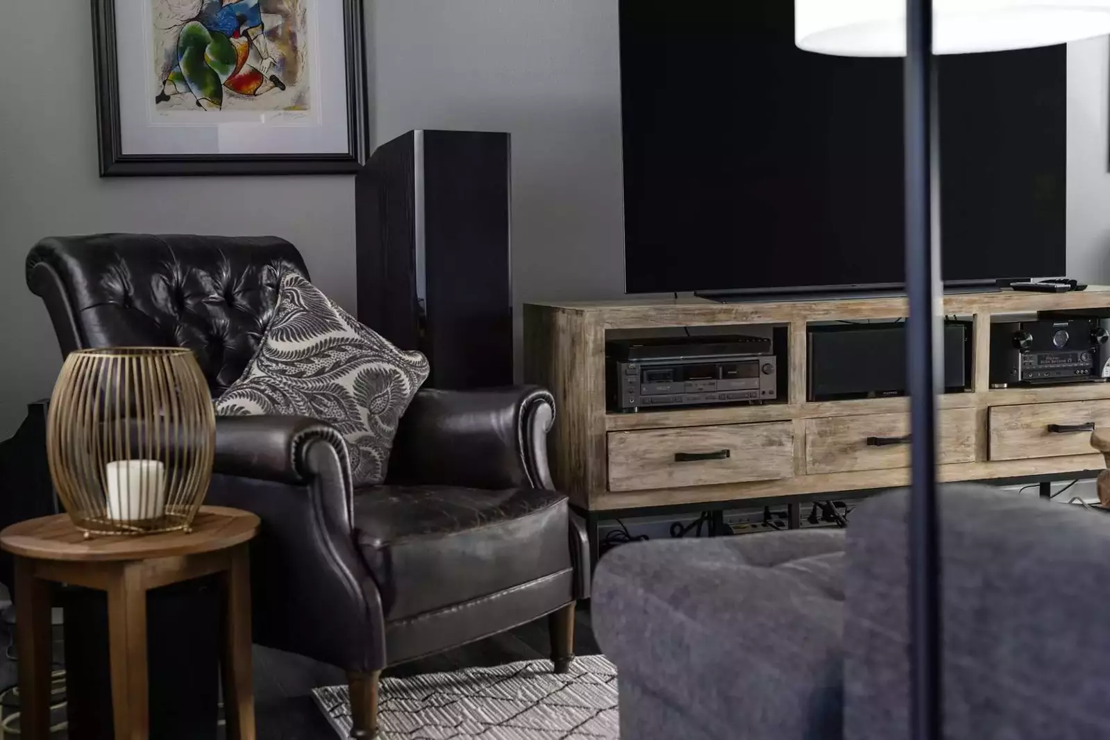 We really enjoyed the large living room and dining room and spent much of our time resting, reading, watching movies and hanging out.  -Marnita S.