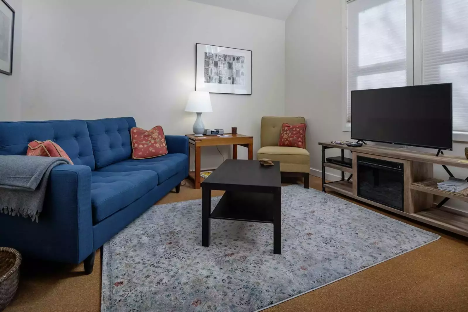 Everything was clean from the appliances, to the furniture, and the design the best of the best! The cottage had everything you could possibly need.