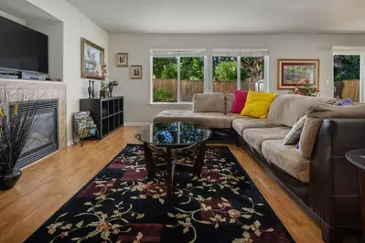 "Fantastic place. Good for big groups. Spacious and cozy." - Harsh