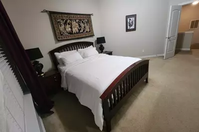 "The house was wonderful! Very clean, comfortable beds, and walking distance to wineries!" - Stephanie