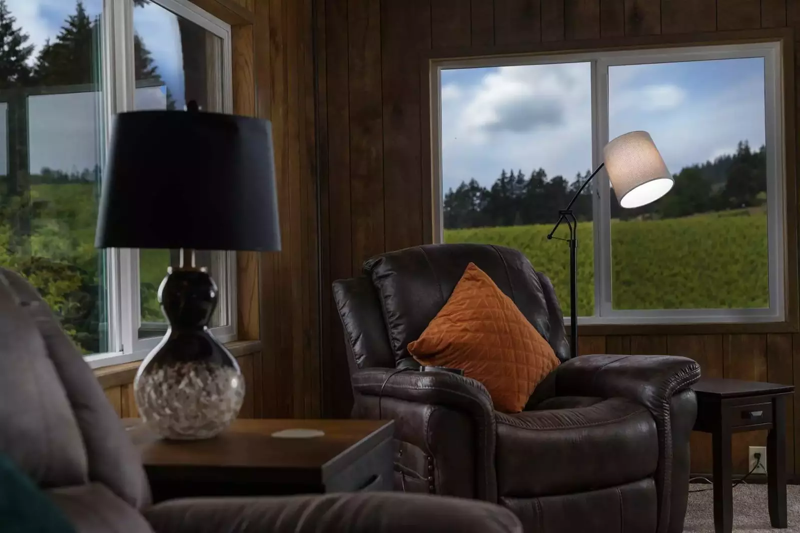 "There was plenty of privacy and space. Highly recommend for anyone coming to town for wine tastings." - Brett