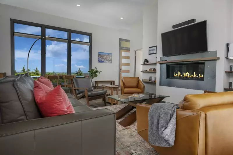 Clean, well-equipped, comfortable and a lovely well-designed home.  -Jo Z.