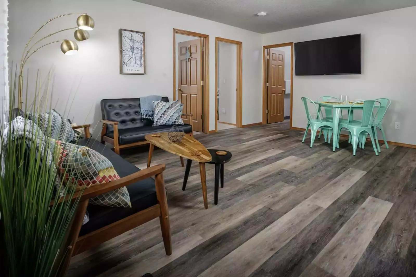 We stayed several places on our trip, this was by far our favorite. It was clean, comfy and adorably decorated!  -Jessica