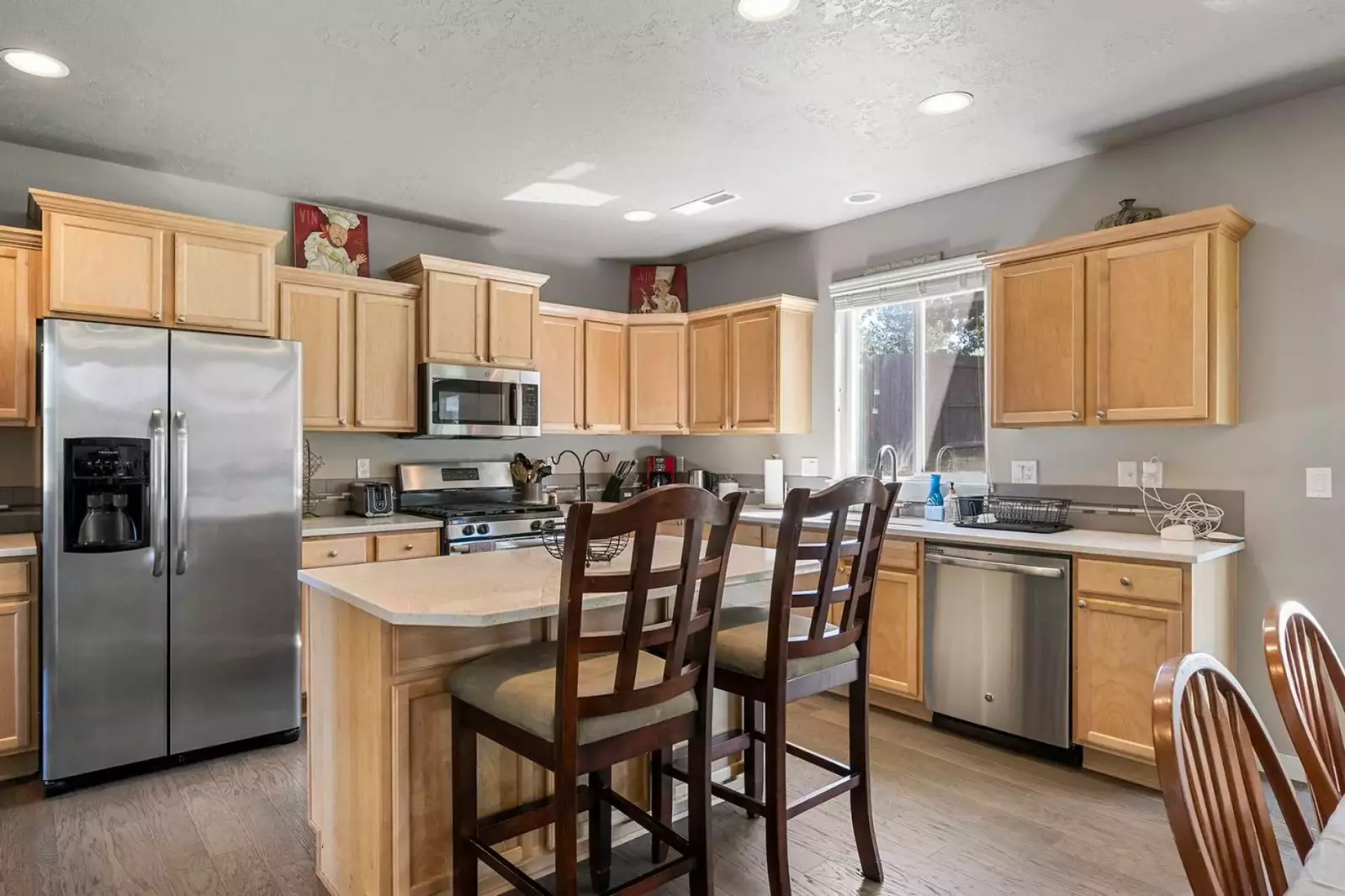 "The house was very clean and comfortable with everything you could ask for" - Cori