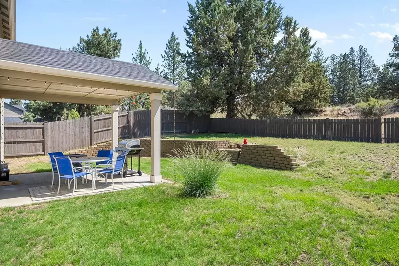 Relax in the spacious yard after a day exploring Central Oregon.