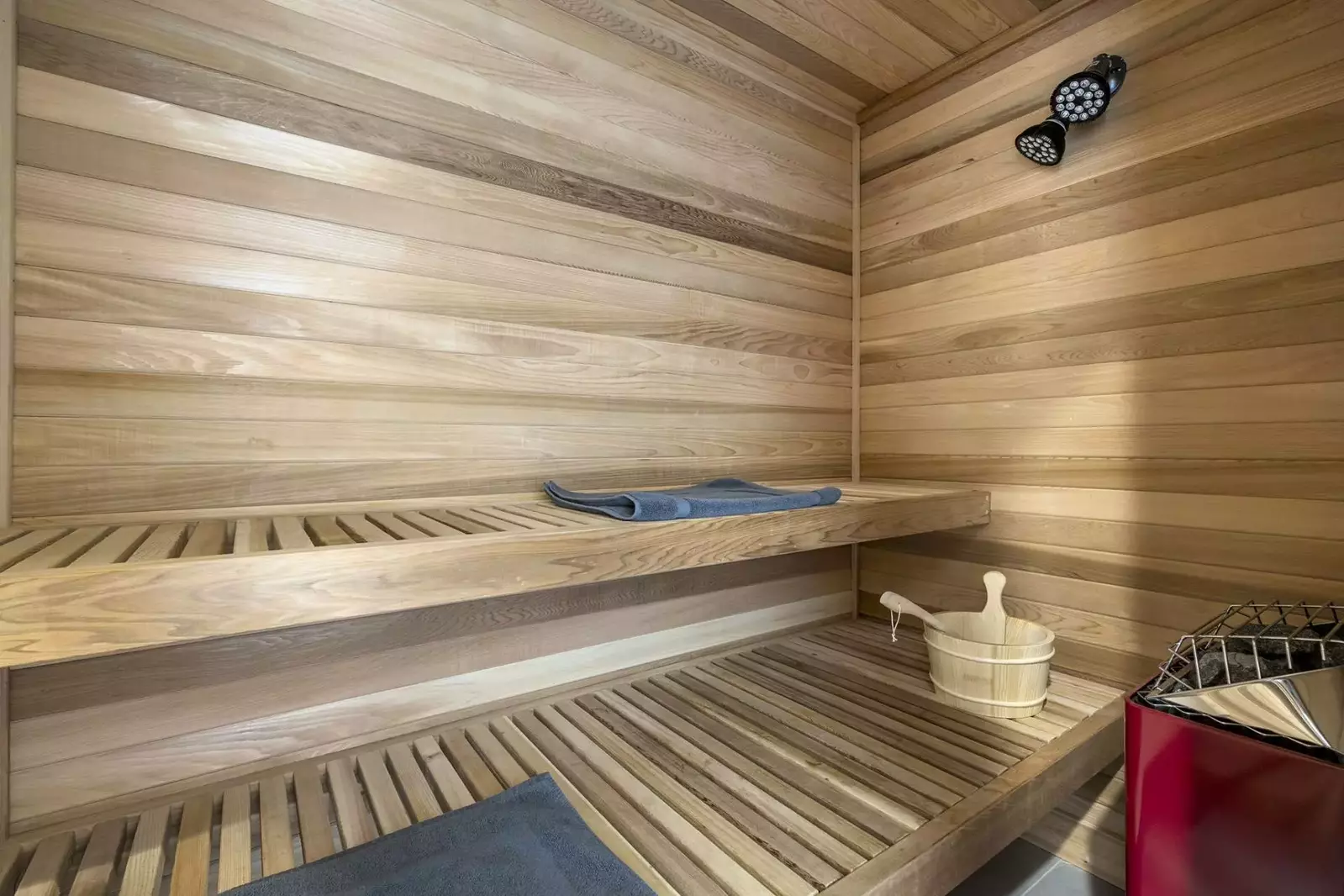 After a day in the snow, the sauna is a perfect place to relax.