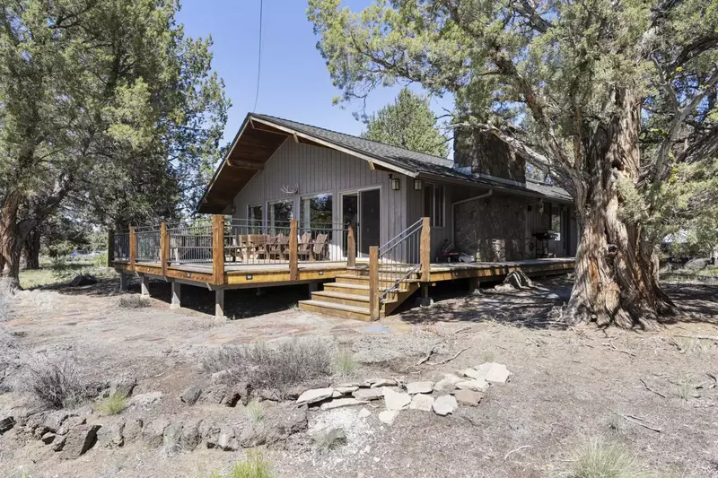 Central Oregon is a natural wonderland with plenty of exciting outdoor activities.