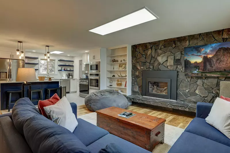 Welcome to Bear Creek Retreat! We hope we get to host you at this unforgettable Bend rental!