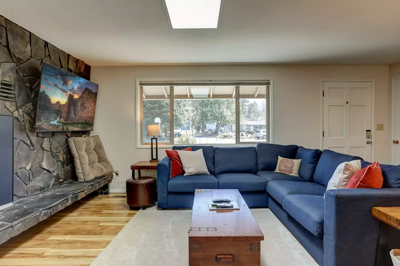 Watch you favorite movies, shows, and sports on this smart tv after a day exploring Central Oregon.