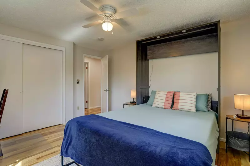 "The house was clean and well kept. Would definitely stay again." - Joey