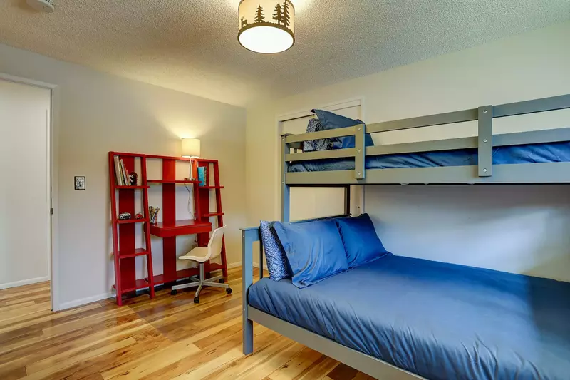 "Was a great place to rest, work on speeches, relax, bit enjoy some time with the guys before the big day." - Trevor