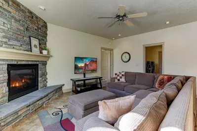 This modern home is located and equipped for an extended family or multiple families to maximize their enjoyment of Central Oregon.