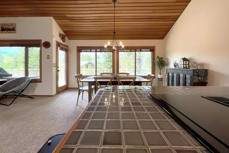 We really enjoyed staying here. Very nice house.