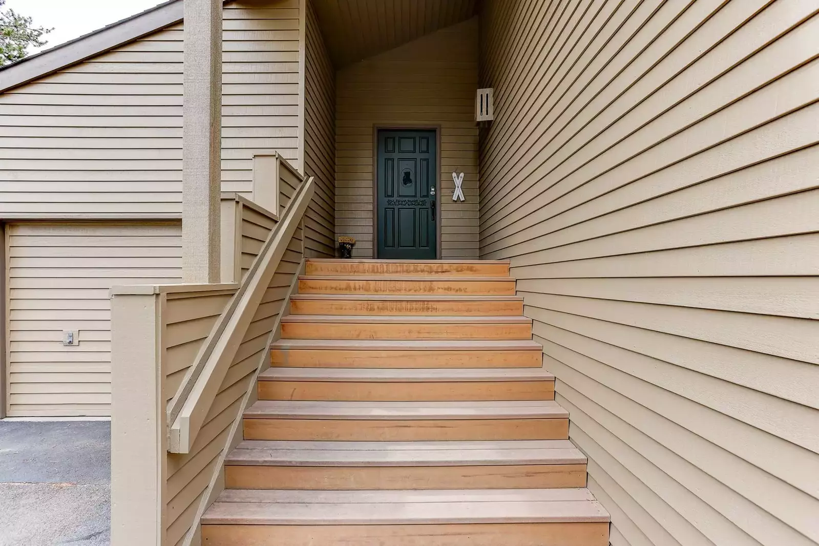 We hope we get to host you at this delightful property. Please reach out to us with any questions. We are happy to answer!