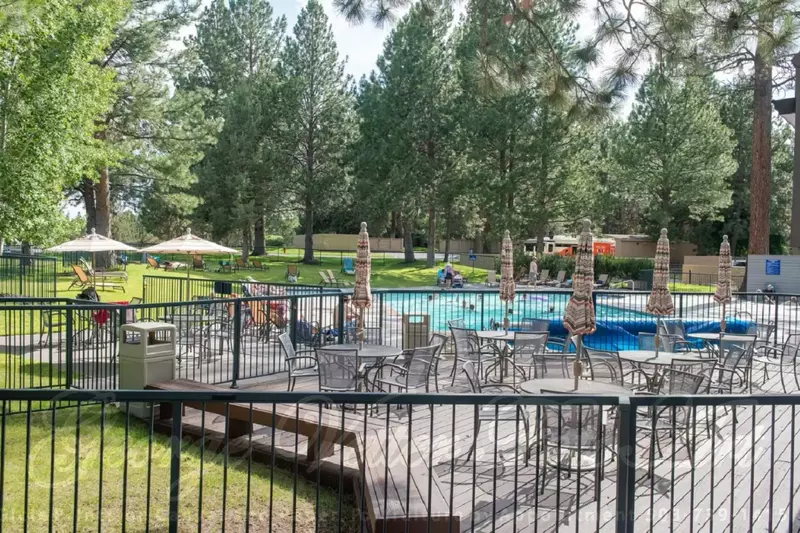 Gateway to Mt Bachelor