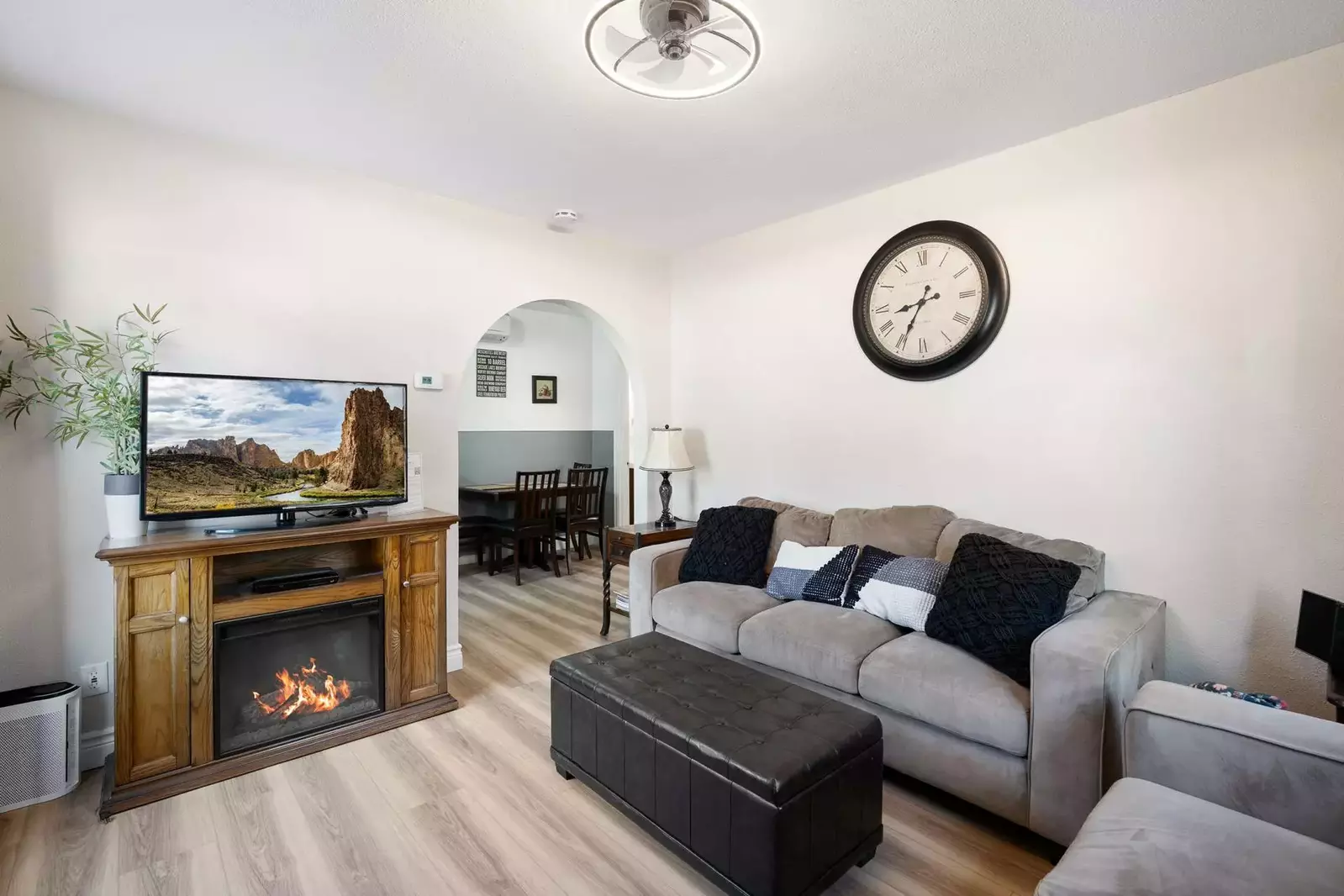 Welcome to Drake Cottage 311! We hope we get to host you at this unforgettable rental in the heart of Bend!