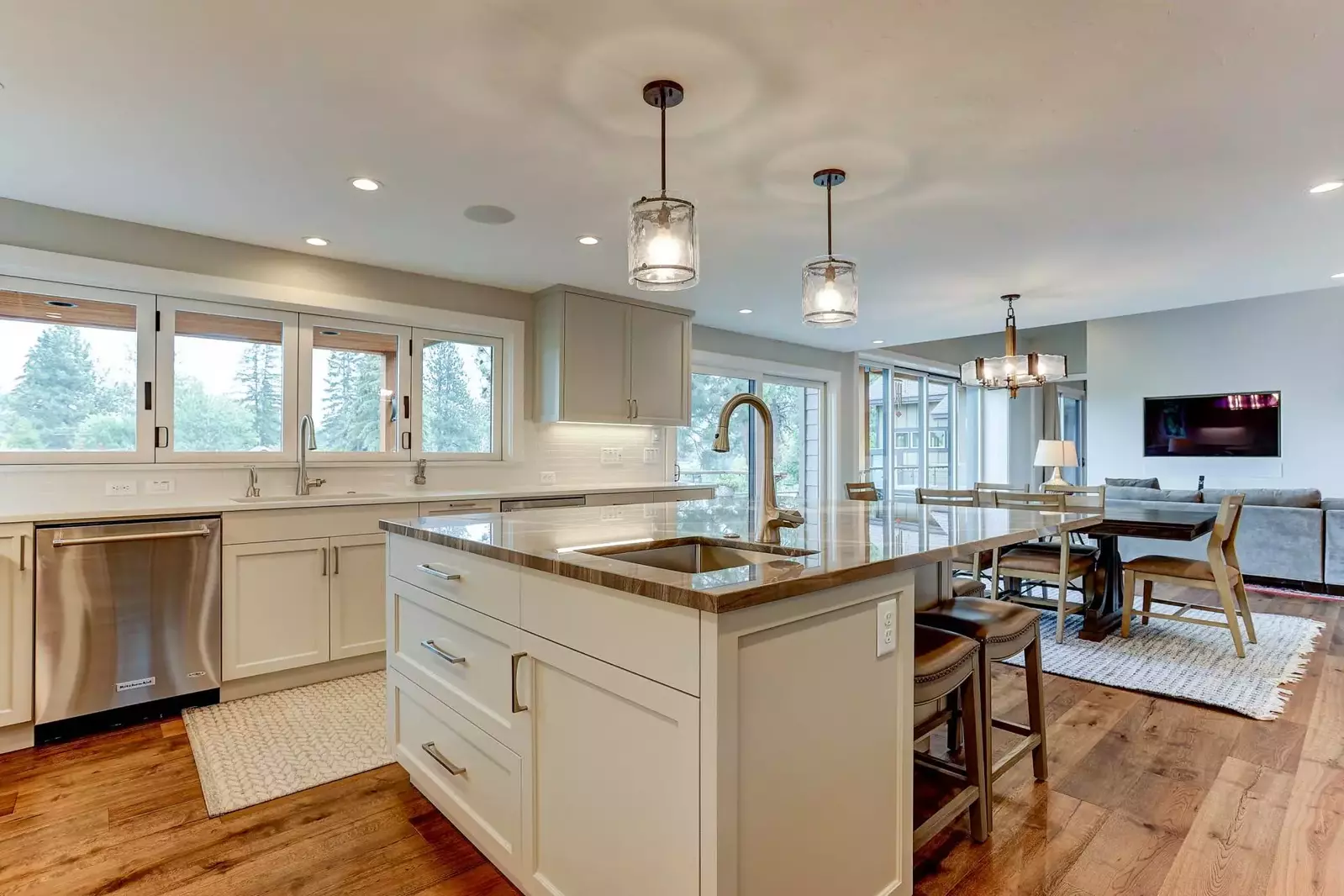 Riverfront Central Estate