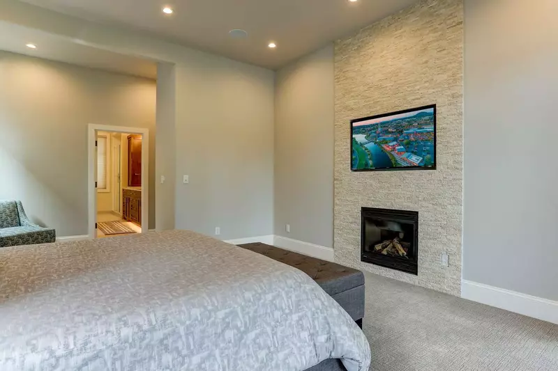 Riverfront Central Estate