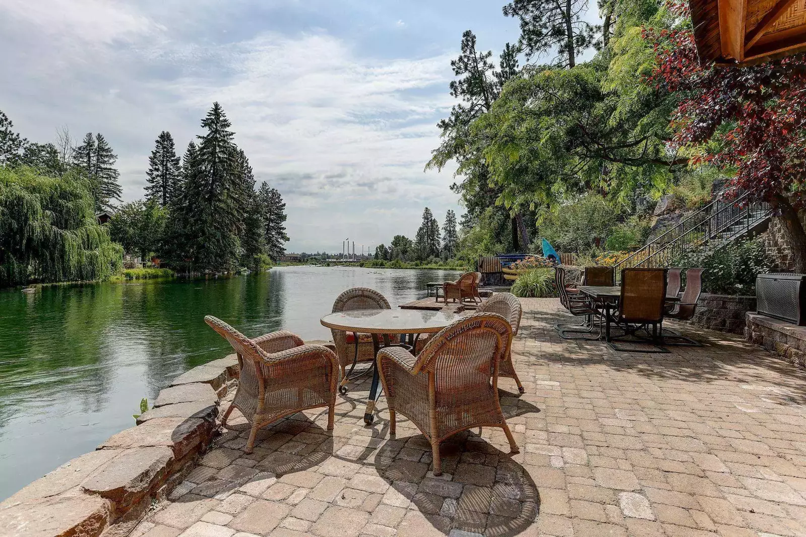 Riverfront Central Estate