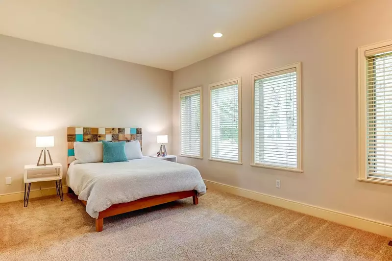 Bright and light in master suite