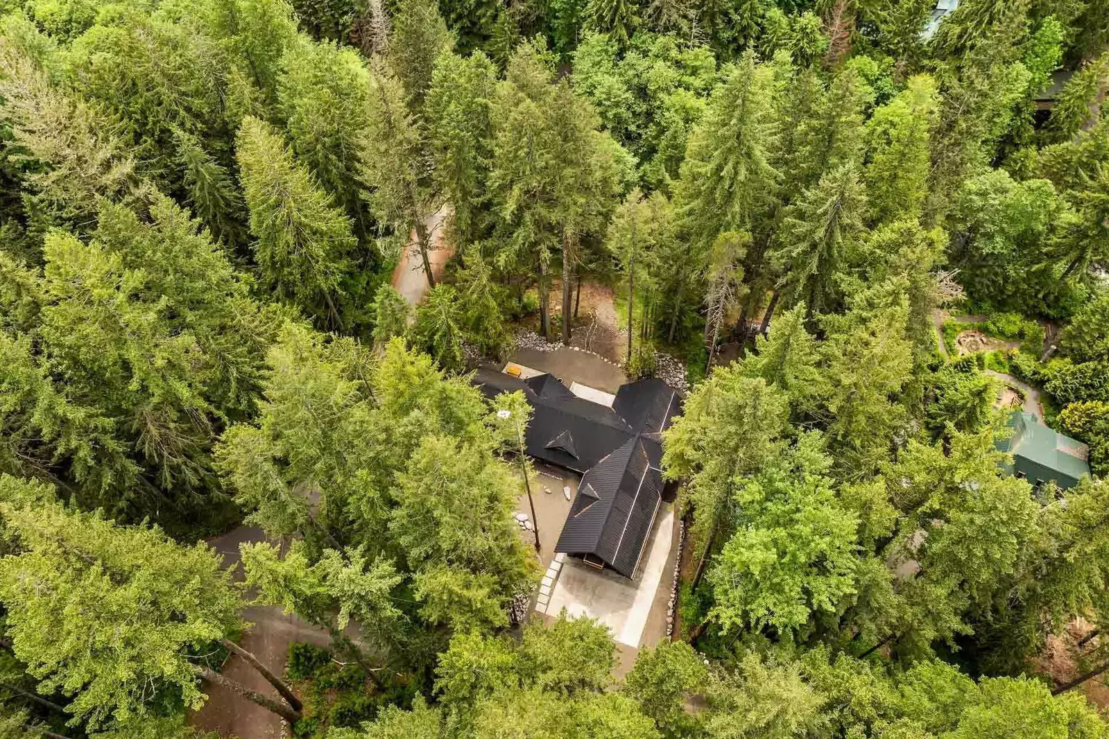 We hope we get to host you at this delightful property. Please reach out to us with any questions. We are happy to answer!