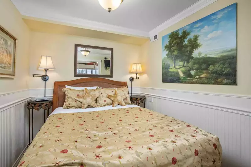 Sleep in and treat yourself to a chill day. You deserve it, you're on vacation!