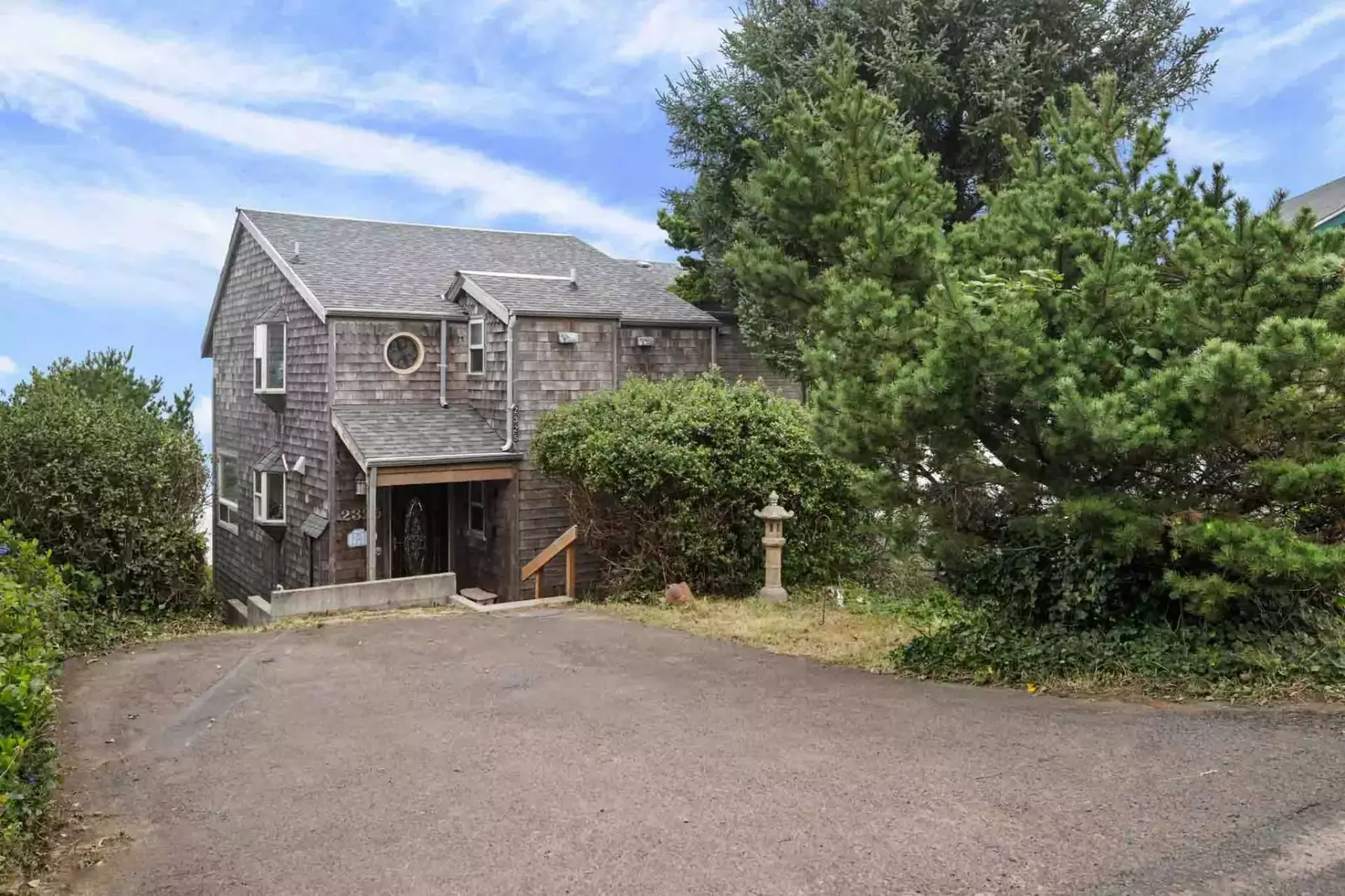 Book your stay at Luxury Ocean Escape and make memories that will last a lifetime!