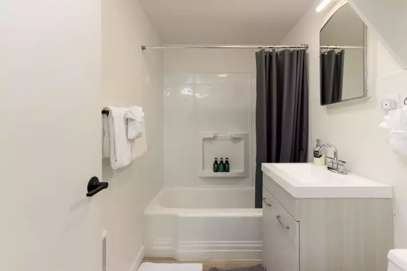 "Great location. Our family had a great time staying and playing in River West." - Ted