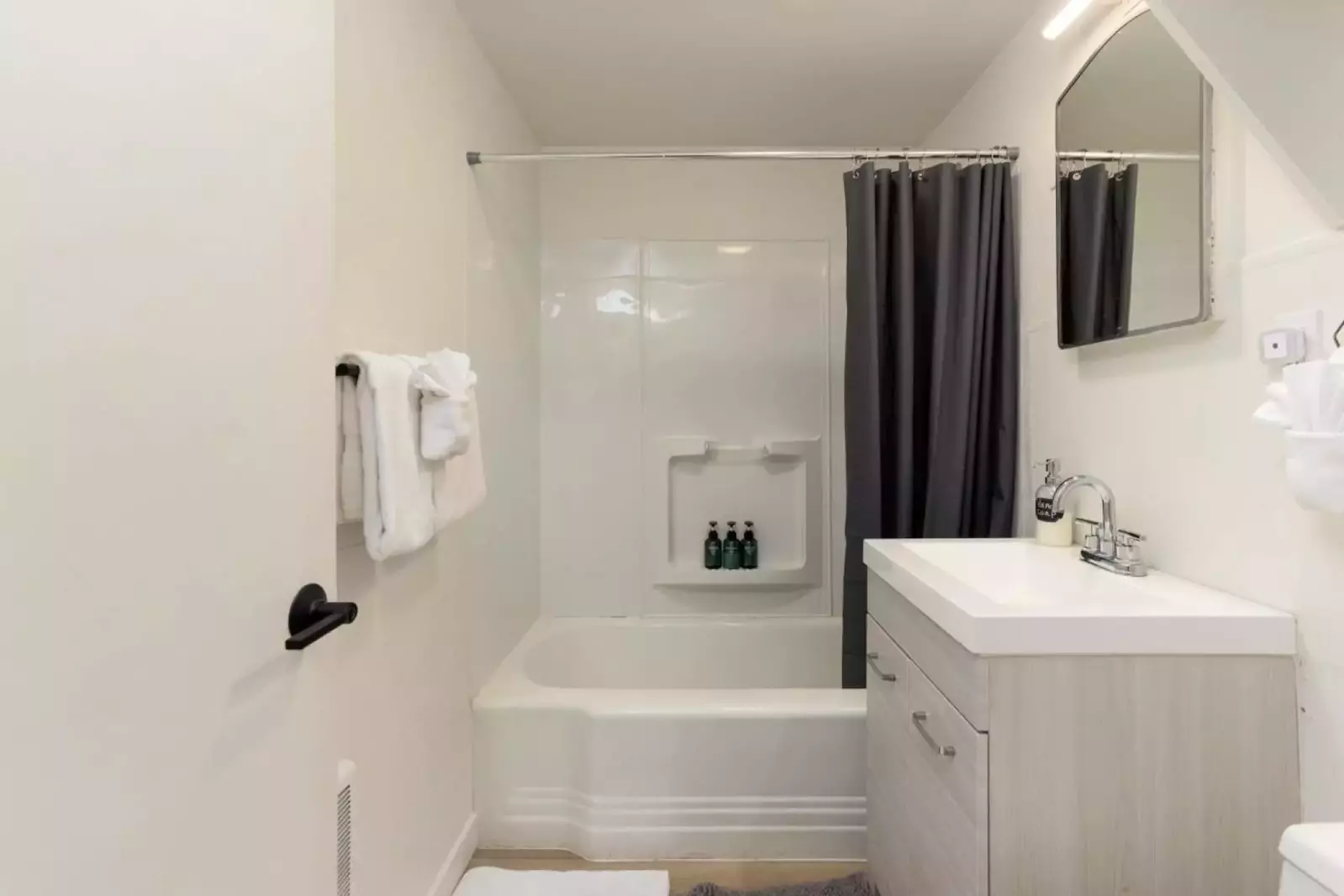 "Great location. Our family had a great time staying and playing in River West." - Ted