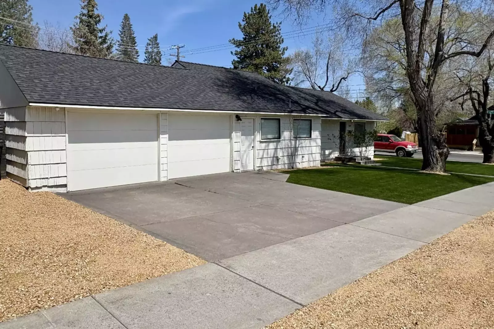 We hope we get to host you at this delightful property. Please reach out to us with any questions. We are happy to answer!