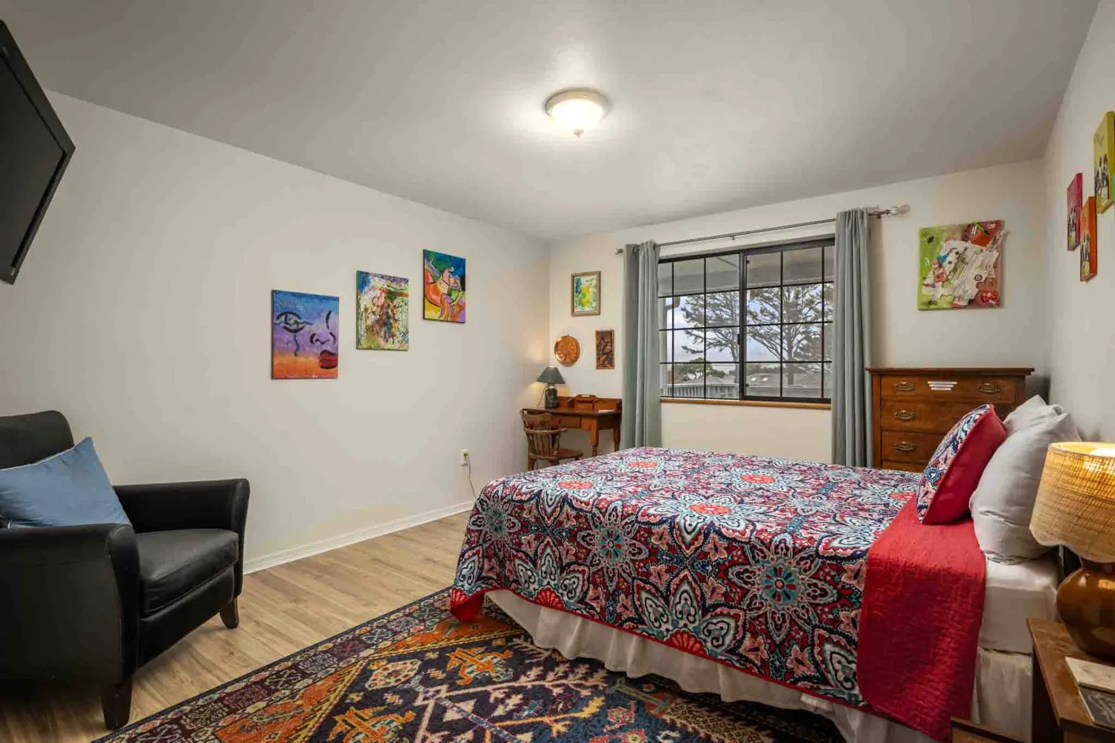 All the beds are updated and incredibly comfortable. Another feature that makes this rental so relaxing!