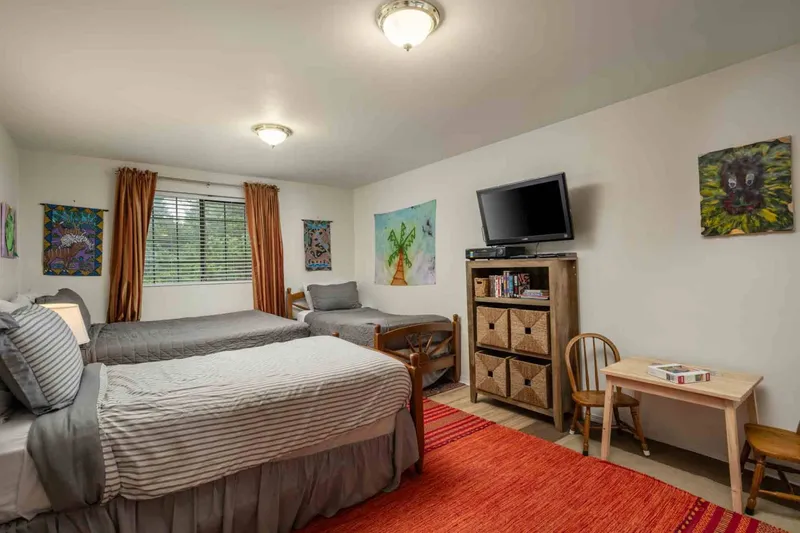 "Loved the short walk to the beach and the cozy home!" - Lorena