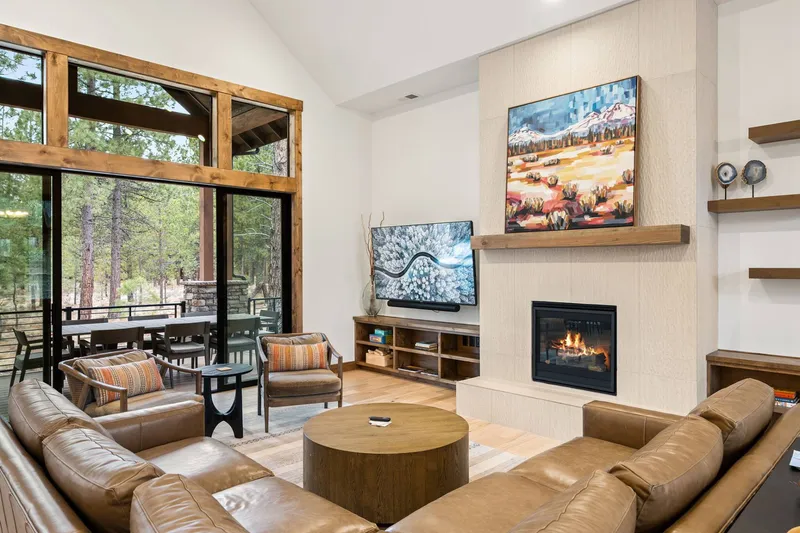 Watch you favorite movies, shows, and sports on this smart tv.