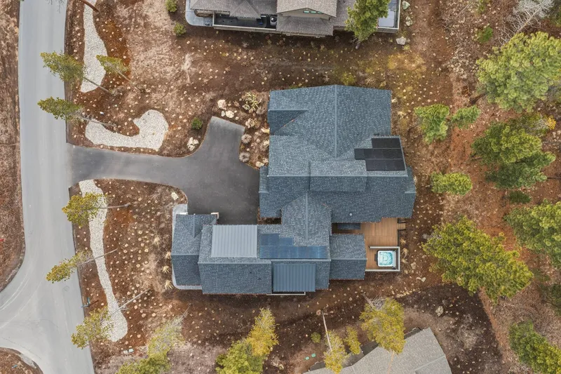 Book a stay at Whispering Elk Escape and make memories that will last a lifetime!