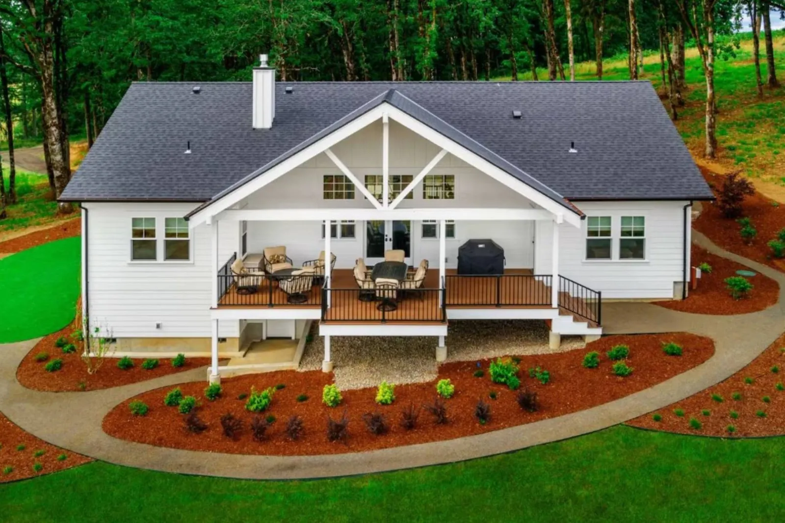 The Farmhouse at Quandary Vineyards