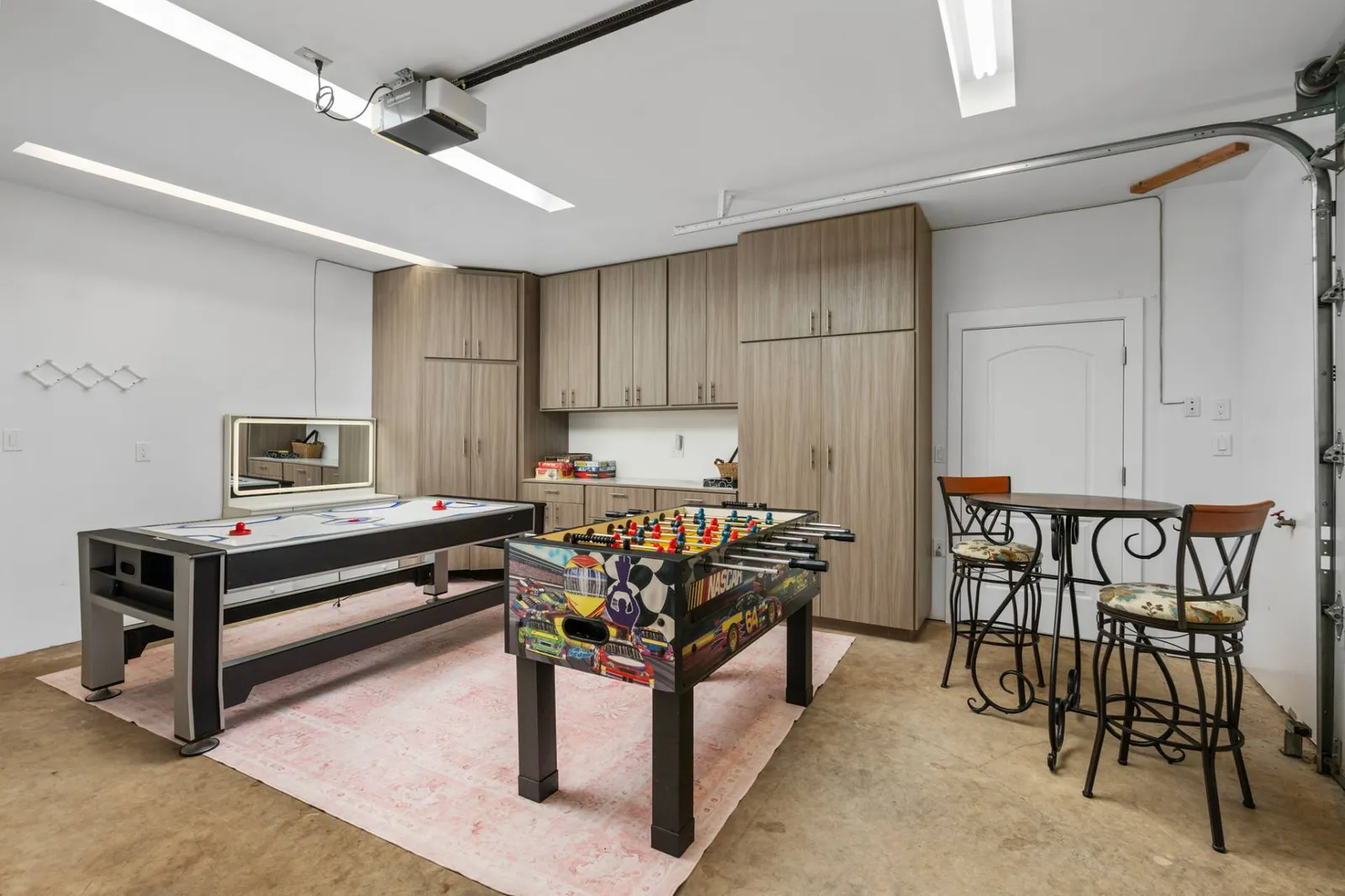 Peaks View Bunk House