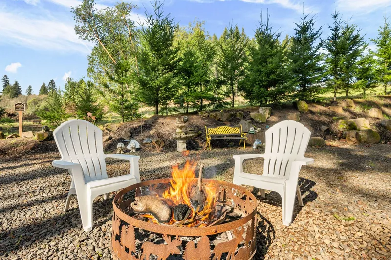 Peaks View Bunk House