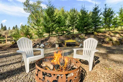 Peaks View Bunk House