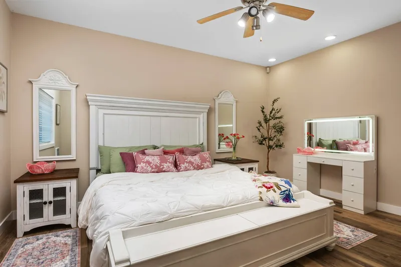 Peaks View Bunk House